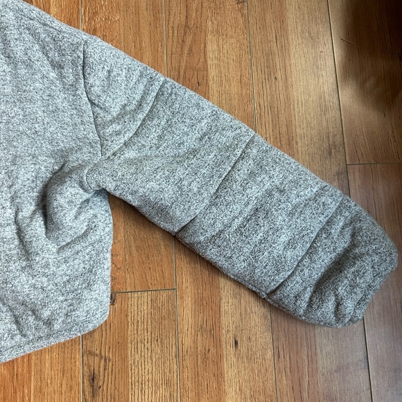 Urban outfitters cropped sweater/jacket - Picture 4 of 12